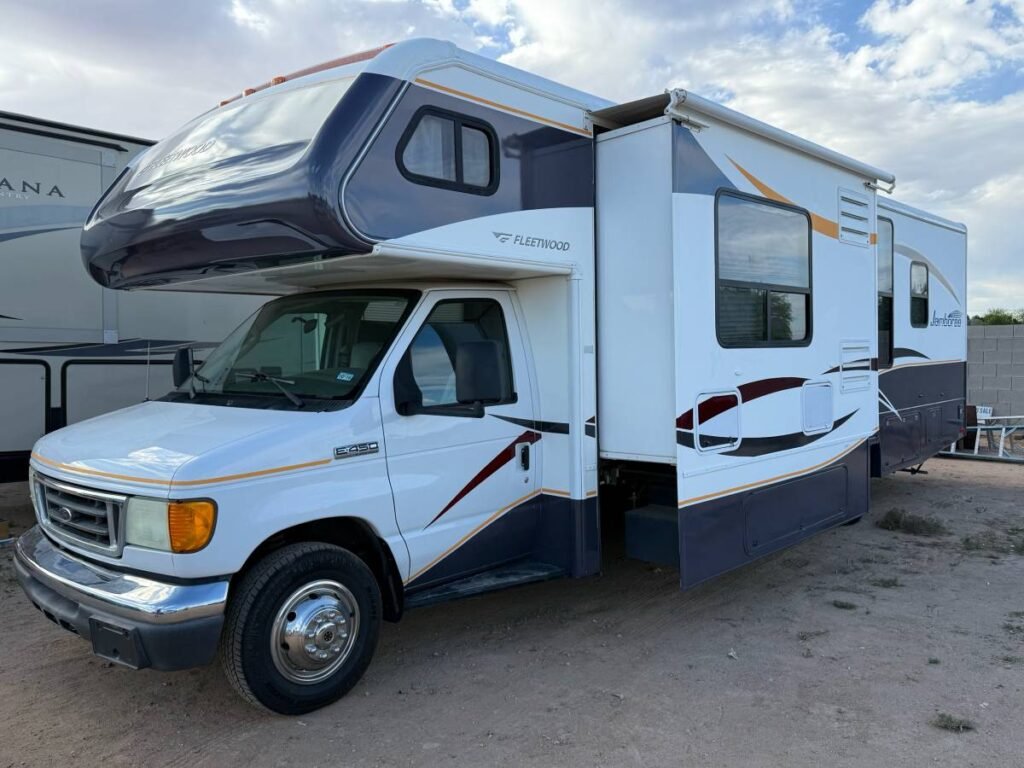2007 Fleetwood Jamboree Class C Motorhome