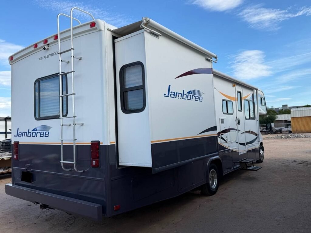 2007 Fleetwood Jamboree Class C Motorhome