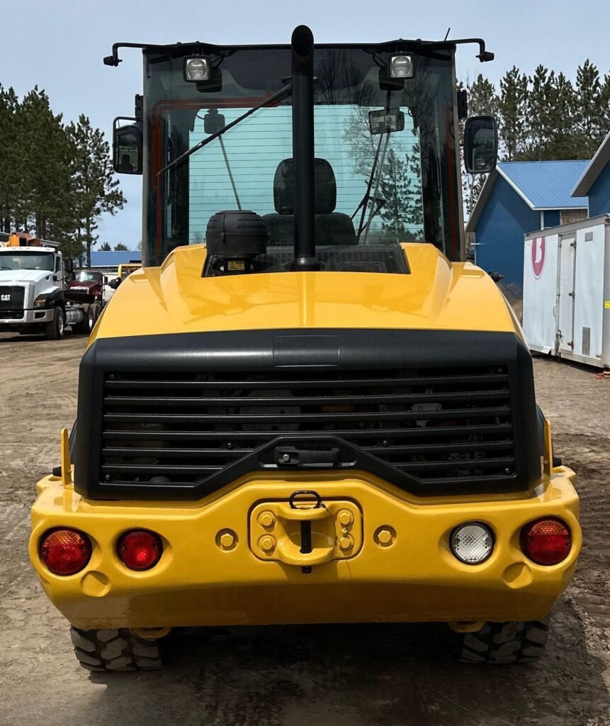 2021 Caterpillar 906M Wheel Loader