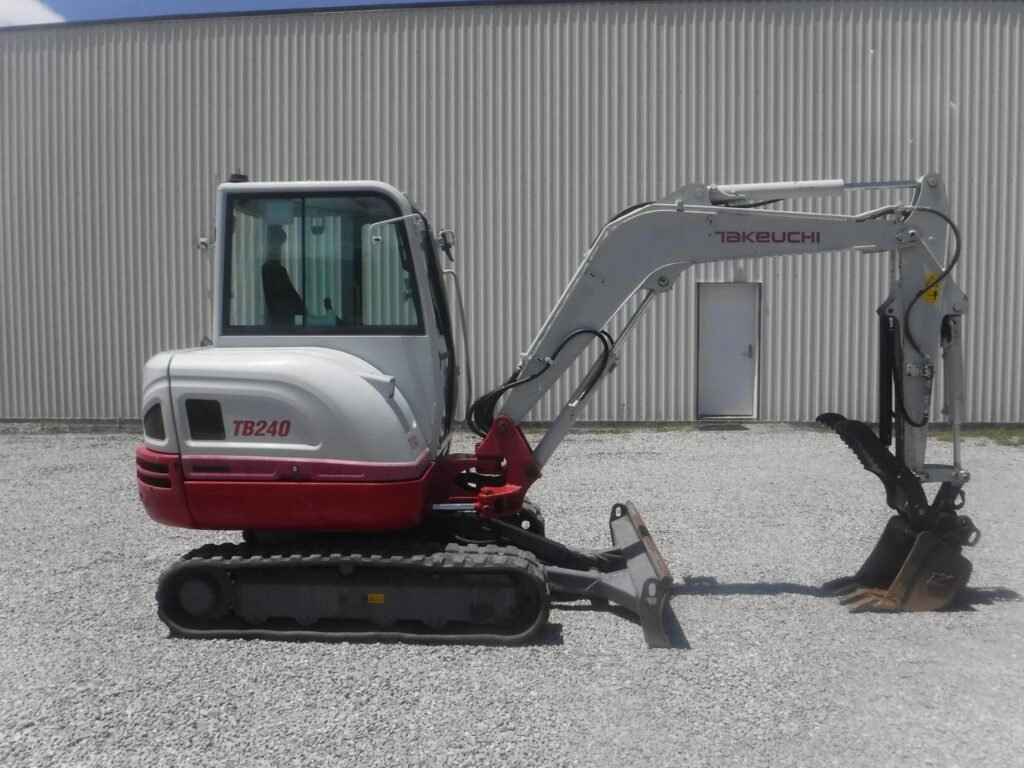 2016 Takeuchi TB240 Mini Excavator